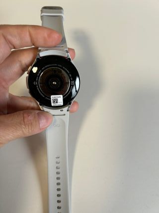 Samsung Galaxy Watch4 Classic Gris