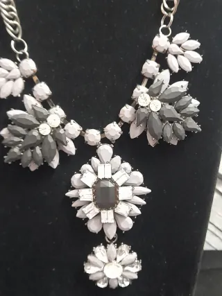 Collana Motivi acciaio e pietre