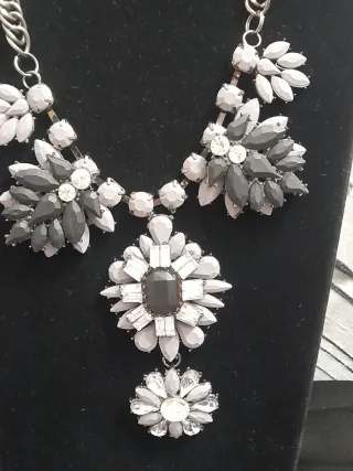 Collana Motivi acciaio e pietre