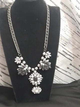 Collana Motivi acciaio e pietre