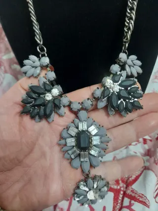 Collana Motivi acciaio e pietre