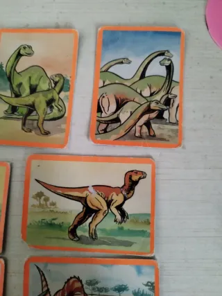 10 carte con dinosauri