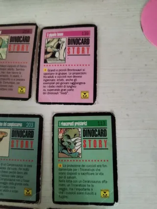 10 carte con dinosauri