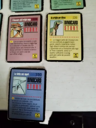 10 carte con dinosauri