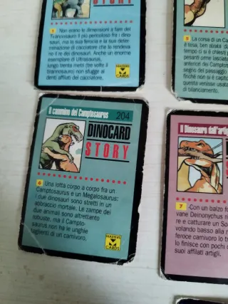 10 carte con dinosauri