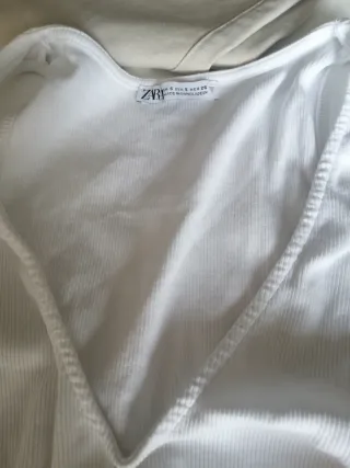 Lote Pantalón y 4 Tops