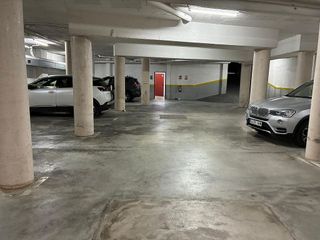 Garaje en venta en Sant Just Desvern