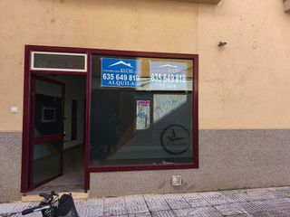 Local comercial en alquiler en Moraleja