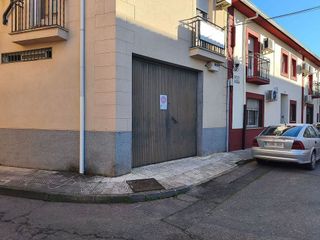 Local comercial en alquiler en Moraleja