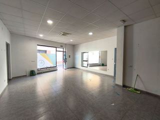 Local comercial en alquiler en Moraleja
