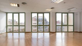 Oficina en alquiler en La Dreta de l'Eixample en Barcelona