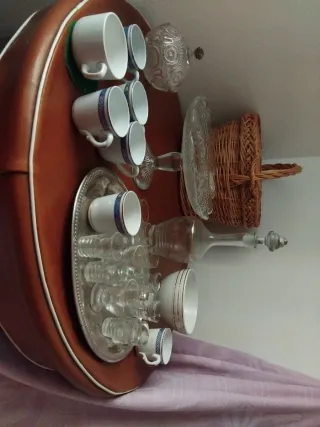 Juego de vasos de licor, tazas y más
