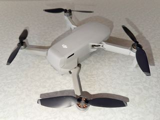 DJI Mavic Mini Fly More Combo - Como nuevo