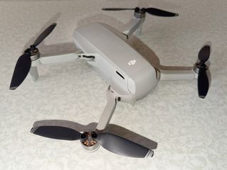 DJI Mavic Mini Fly More Combo - Como nuevo