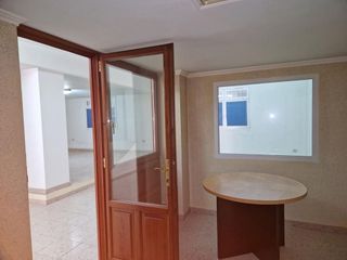 Local comercial en venta en Boiro