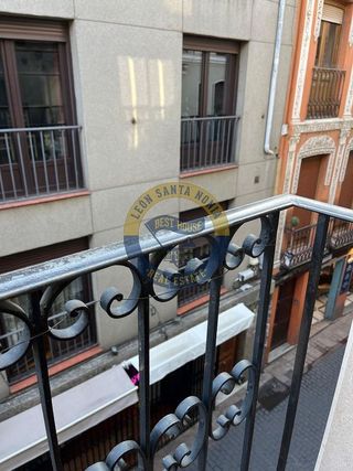 Piso en venta en Casco Antiguo en León