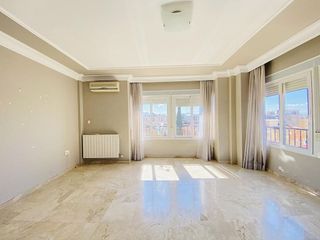 Piso en alquiler en San Francisco Javier en Granada