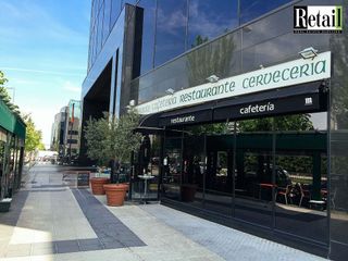 Local comercial en alquiler en Corralejos - Campo de las Naciones en Madrid