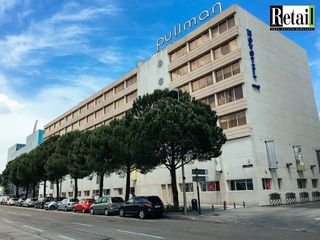 Local comercial en alquiler en Corralejos - Campo de las Naciones en Madrid