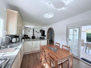 Chalet en venta en Coín