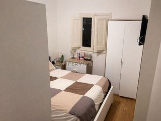 Piso en venta en El Guinardó en Barcelona