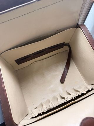 Maletín "Aries" Estilo Doctor Bag CON LLAVE ORIG.