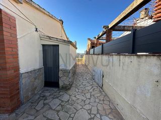 Chalet en venta en Esparreguera