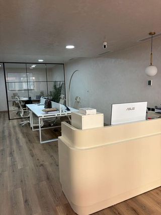 Oficina en alquiler en Los Naranjos - Las Brisas en Marbella