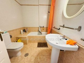 Casa adosada en venta en Nueva Torrevieja - Aguas Nuevas en Torrevieja