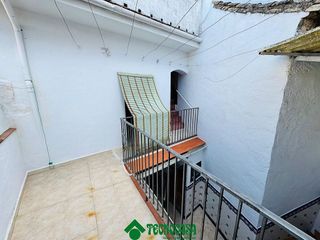 Casa adosada en venta en Montoro