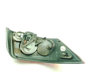 23203525 8200142687 piloto tras der renault megane