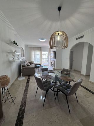 Piso en alquiler en Puerto Banús en Marbella