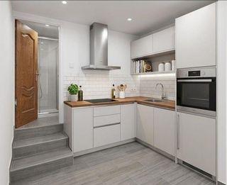 Local comercial en venta en Valderas - Los Castillos en Alcorcón