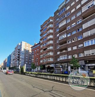 Piso en venta en Pº Zorrilla - Cuatro de Marzo en Valladolid