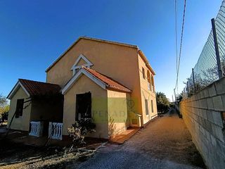 Chalet en venta en Ontinyent