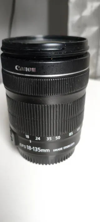 Objetivo Canon EFS 18-135mm IS