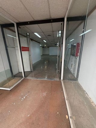 Local comercial en alquiler en Eixample Nord – La Devesa en Girona