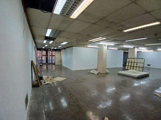 Local comercial en alquiler en Eixample Nord – La Devesa en Girona