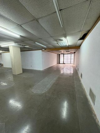 Local comercial en alquiler en Eixample Nord – La Devesa en Girona