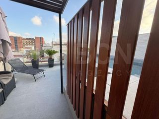 Casa adosada en alquiler en Finestrelles en Esplugues de Llobregat