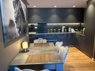 Casa adosada en alquiler en Finestrelles en Esplugues de Llobregat