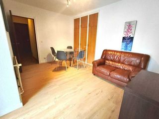 Piso en alquiler en Plaza España - Villa Pilar - Reyes Católicos - Vadillos en Burgos