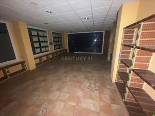 Local comercial en venta en Poblenou en Pineda de Mar