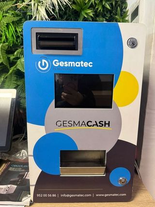 Local comercial en alquiler en Carranque - Haza Cuevas en Málaga