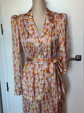 Traje pantalón de fiesta estampado mujer