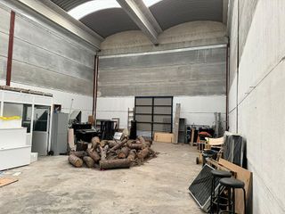 Nave industrial en venta en Santa Cruz - Industria - Polígono Campollano en Albacete