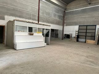 Nave industrial en venta en Santa Cruz - Industria - Polígono Campollano en Albacete
