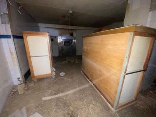 Local comercial en venta en Guadix