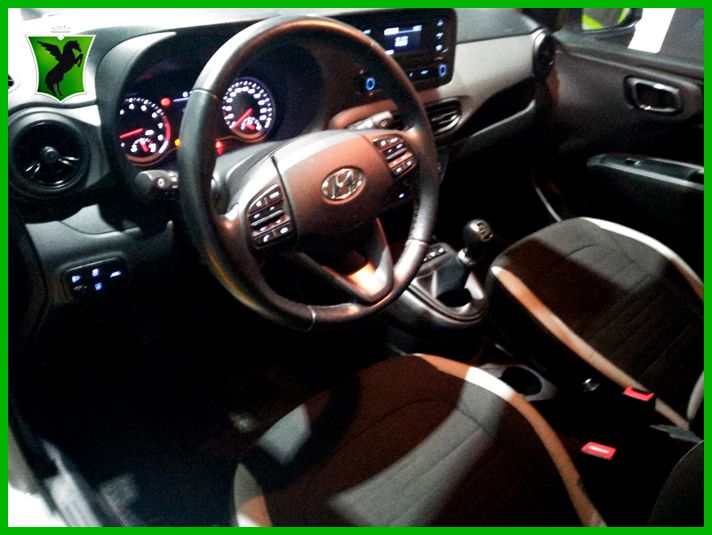 Hyundai i10 MPI 1.0 ESSENCE 2021, foto 18