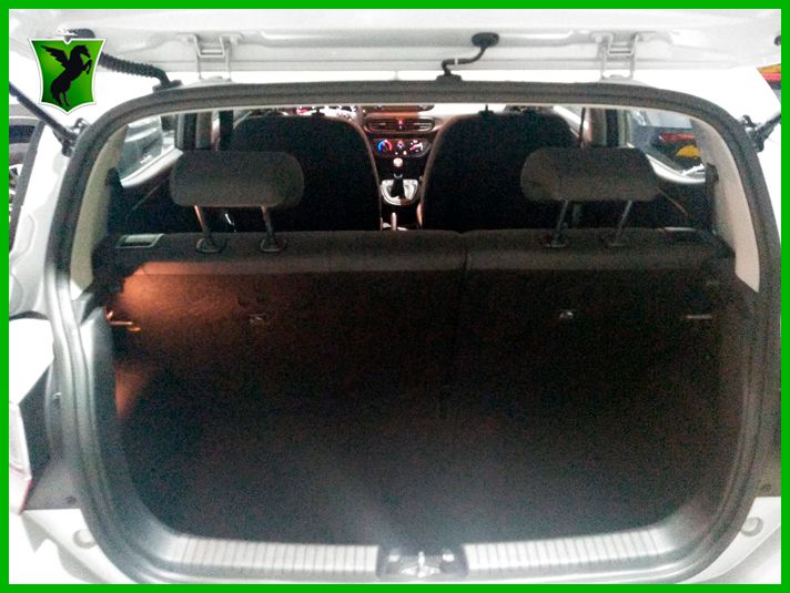 Hyundai i10 MPI 1.0 ESSENCE 2021, foto 24